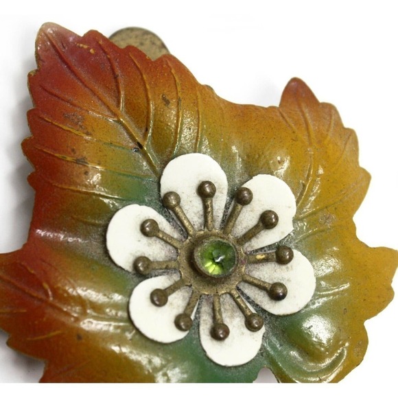 Vintage Enameled Metal Fall Leaf Scarf, Shawl, Coat Clip Pin Brooch - Hey Viv - Picture 3 of 5